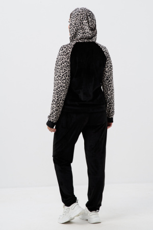 bcd72302-c1d7-496d-ac18-bb3d482ac4c5